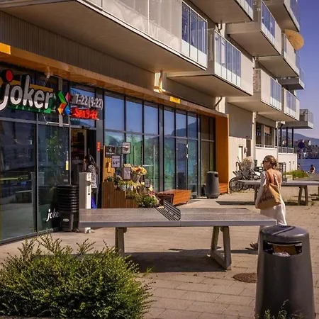 شقة Flott Mellom Sjo Og Fjell