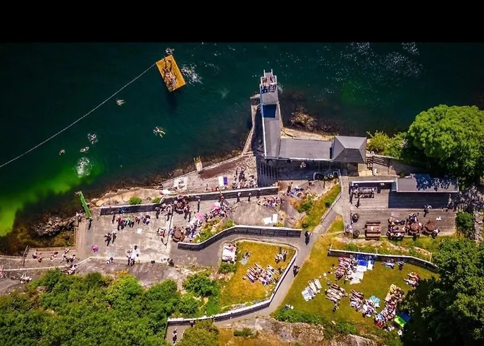 Апартаменты Flott Mellom Sjo Og Fjell